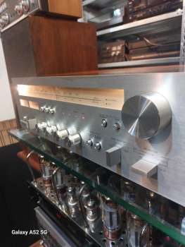 Preview: AKAI  AA-1050 der größte Receiver der Serie mit Holz Japan 1976